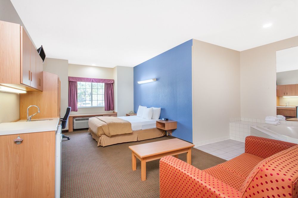 Sonesta Essential Hotel Blue Springs Esterno foto